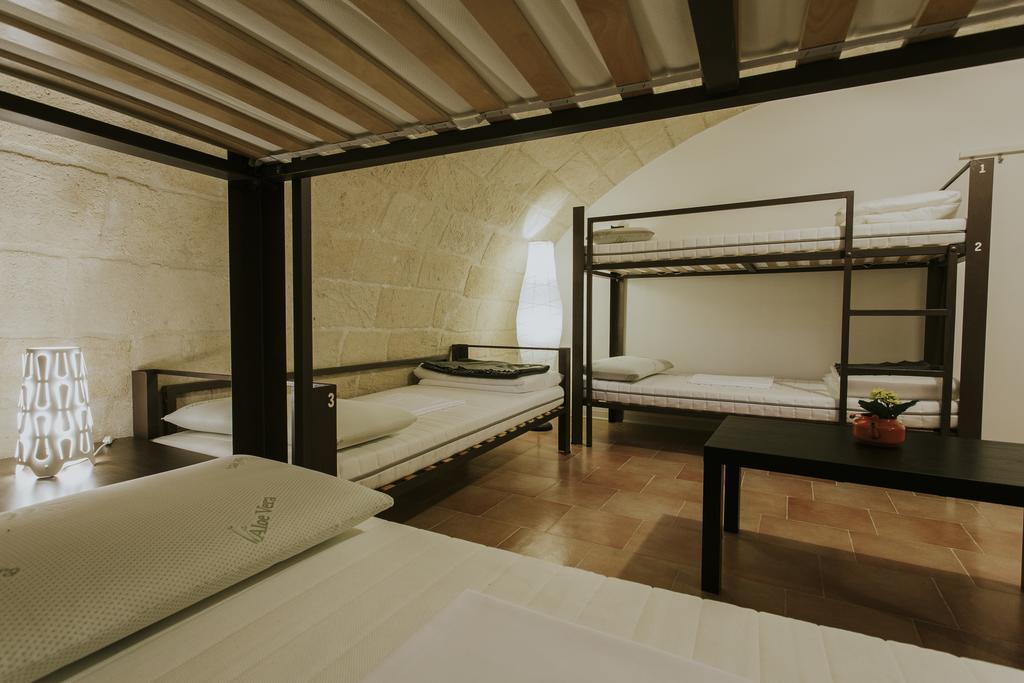 Ostello Dei Sassi - Rooms And Beds Матера Экстерьер фото